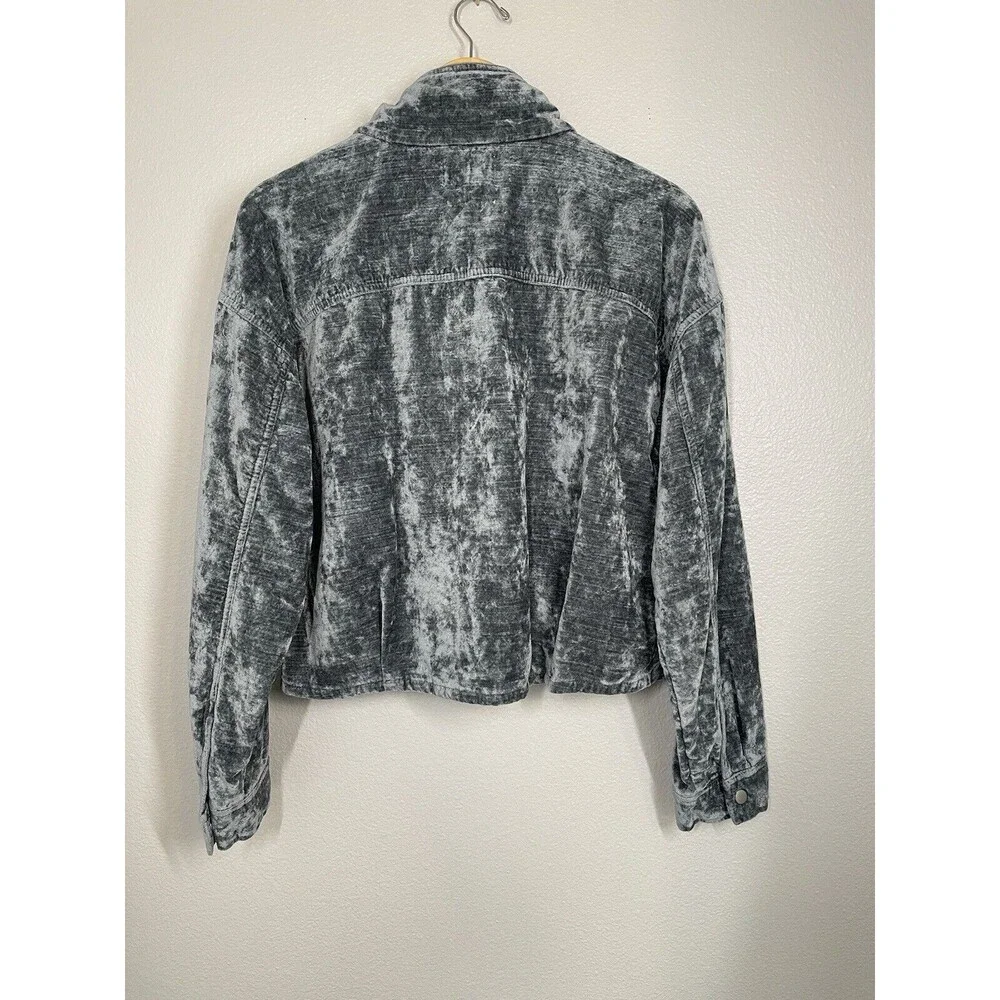 Urban Outfitters item description